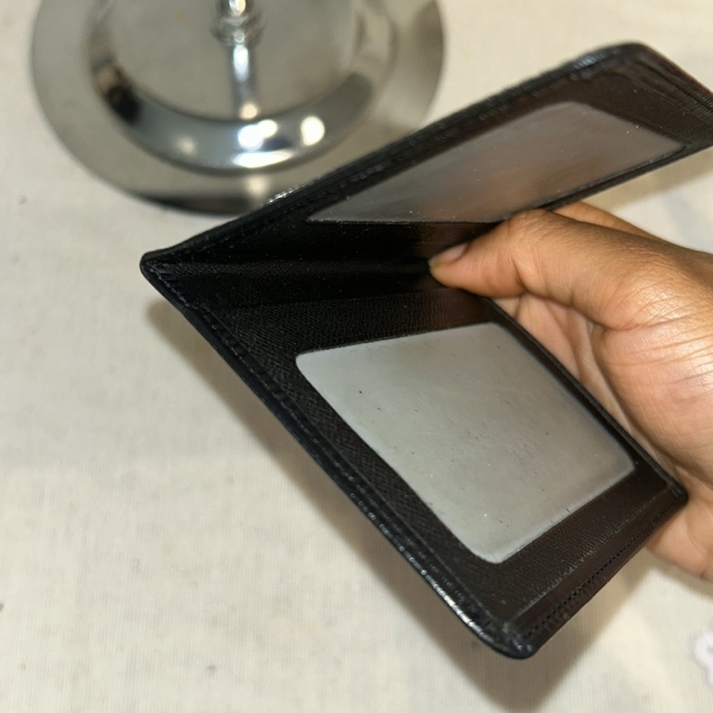 Louis Vuitton Leather Card Holder - Picture 6 of 7